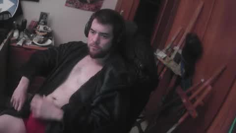 Snapshot of royer04 chatting on 01/07/26, 12:51 royer04 online show from 01/07/26, 12:51