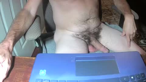 Snapshot of royer8650 chatting on 07/12/26, 09:55 Lookingaround online show from 07/12/26, 09:55