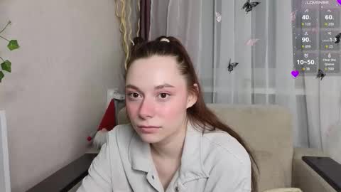 Snapshot of roygeers chatting on 03/08/26, 02:04 Alice online show from 03/08/26, 02:04