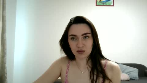 Roza05x online show from 05/13/26, 10:12
