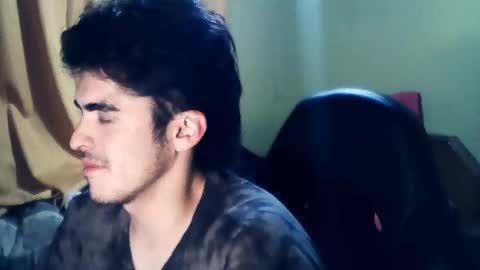 rpaulo25 online show from 11/17/25, 01:22