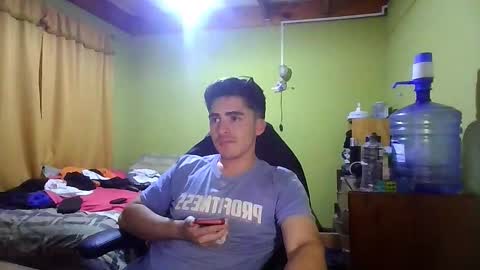 rpaulo25 online show from 11/25/25, 05:07