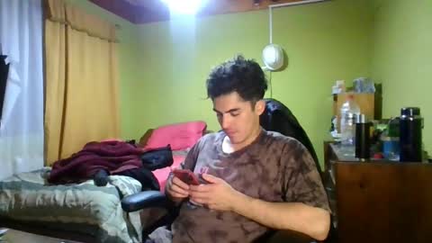 Snapshot of rpaulo25 chatting on 06/07/26, 04:16 rpaulo25 online show from 06/07/26, 04:16
