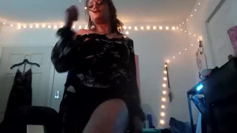 Snapshot of rraineonme chatting on 01/16/26, 09:02 rraineonme online show from 01/16/26, 09:02