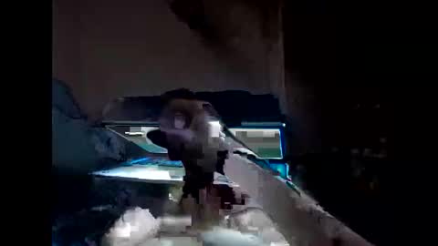 Snapshot of rs94bi chatting on 12/16/25, 12:04 rs94bi online show from 12/16/25, 12:04