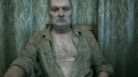 Snapshot of rsl1963 chatting on 01/09/26, 10:07 rsl1963 online show from 01/09/26, 10:07