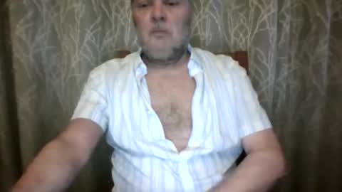 Snapshot of rsl1963 chatting on 03/16/26, 07:01 rsl1963 online show from 03/16/26, 07:01