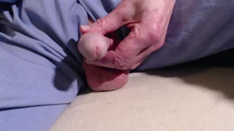 Snapshot of rubbertapper chatting on 02/18/25, 09:53 rubbertapper online show from 02/18/25, 09:53