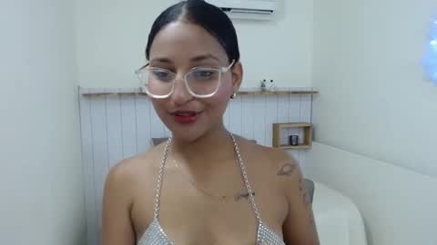 rubi_diamondk online show from 04/21/26, 07:50
