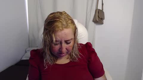 Rubi online show from 09/28/25, 02:11