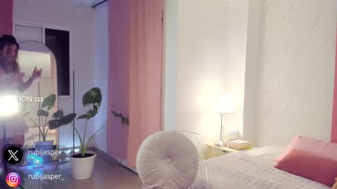 Rubi online show from 02/18/25, 10:36