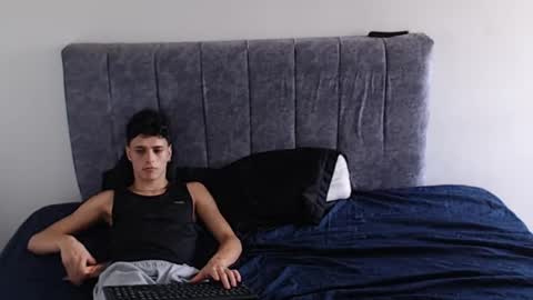 Ruby and Vanie online show from 05/20/26, 10:16