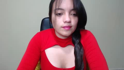 Snapshot of ruby_and_aron chatting on 12/12/24, 02:26 RUBY AND ARON online show from 12/12/24, 02:26