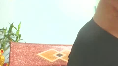 ruby_chann online show from 10/05/25, 08:34