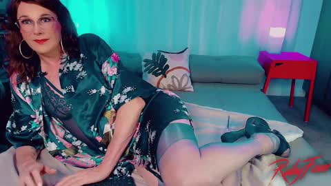 Snapshot of ruby_foxxx chatting on 05/23/26, 12:42 Ruby Foxxx online show from 05/23/26, 12:42