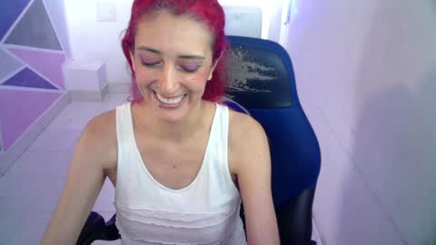 ruby_your_milf online show from 01/07/25, 11:24