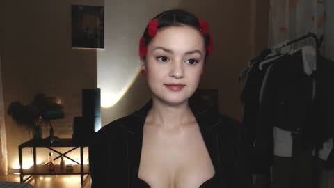 Snapshot of rubycute_ chatting on 02/14/26, 02:25 Ruby online show from 02/14/26, 02:25