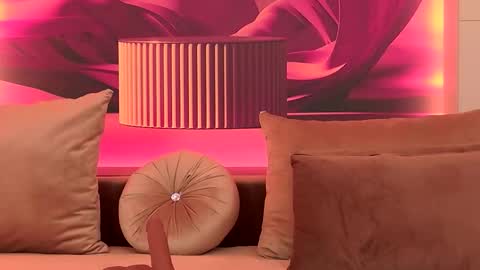 Ruby Luxe online show from 11/09/25, 06:44