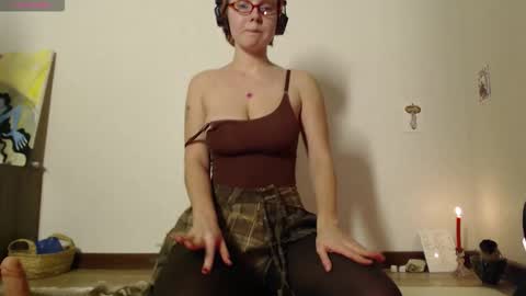 Snapshot of rubylynxxx chatting on 02/01/26, 04:38 rubylynxxx online show from 02/01/26, 04:38