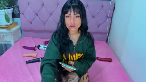 Snapshot of rubystarxxx chatting on 01/09/25, 05:23 Ruby online show from 01/09/25, 05:23