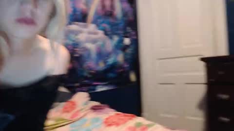 Snapshot of rubyy_nicolee chatting on 11/07/25, 05:18 rubyy_nicolee online show from 11/07/25, 05:18