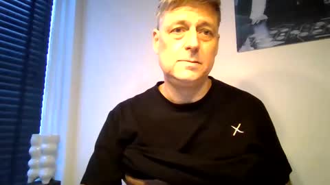 Snapshot of rudeski chatting on 02/27/25, 04:10 rudeski online show from 02/27/25, 04:10