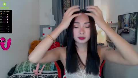 Snapshot of ruesalvartore chatting on 02/23/25, 07:11 its me Sabel online show from 02/23/25, 07:11