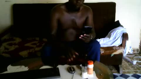 Snapshot of ruffbwoy chatting on 03/09/26, 10:30 Jayden online show from 03/09/26, 10:30