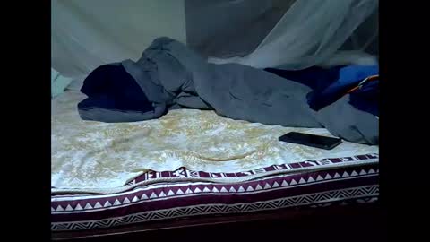 Snapshot of ruffbwoy chatting on 03/11/26, 06:08 Jayden online show from 03/11/26, 06:08