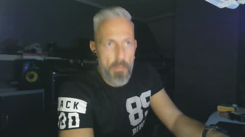 Chico que rico Caliente online show from 12/29/24, 10:23