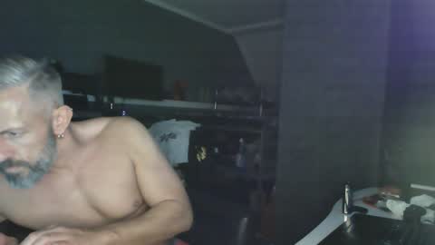 Chico que rico Caliente online show from 01/16/25, 12:02