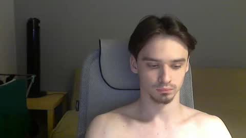 Snapshot of rufuspit chatting on 02/19/25, 05:16 Rufus online show from 02/19/25, 05:16