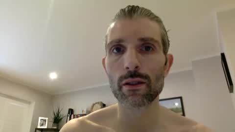 Snapshot of rugbymvp chatting on 01/21/25, 10:30 rugbymvp online show from 01/21/25, 10:30