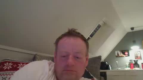 Snapshot of runepetter chatting on 03/27/26, 09:36 bignorwegian online show from 03/27/26, 09:36