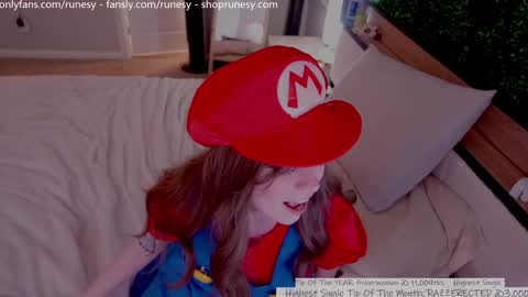 Snapshot of runesy chatting on 12/04/25, 04:11 Lady online show from 12/04/25, 04:11