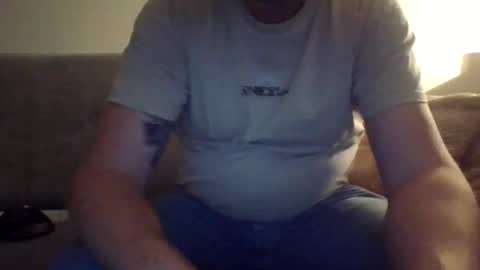 runner_1978 online show from 11/03/25, 04:47