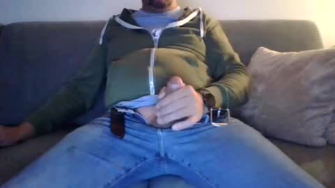 Snapshot of runner_1978 chatting on 11/04/25, 04:55 runner_1978 online show from 11/04/25, 04:55