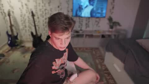 rusbradpitt online show from 11/19/25, 12:05