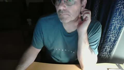 Snapshot of rushse886410 chatting on 07/01/26, 02:02 rushse886410 online show from 07/01/26, 02:02