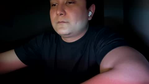 ruslan11221122 online show from 04/26/26, 07:33