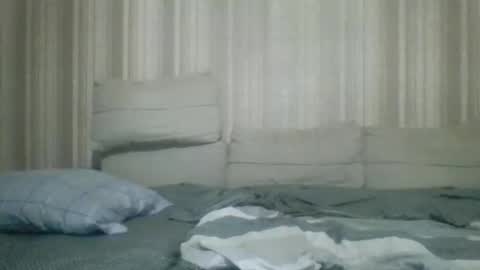 Snapshot of rusqadisx chatting on 05/14/26, 10:27 rusqadisx online show from 05/14/26, 10:27