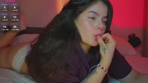 Lorenn online show from 06/17/26, 11:16