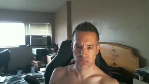 Snapshot of rustic_cuse_777 chatting on 10/20/25, 08:31 rustic_cuse_777 online show from 10/20/25, 08:31