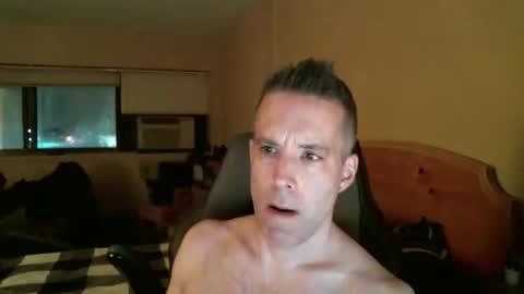 Snapshot of rustic_cuse_777 chatting on 11/16/25, 05:02 rustic_cuse_777 online show from 11/16/25, 05:02