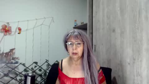 Snapshot of ruth_blue21 chatting on 03/06/25, 10:36 ruth_blue21 online show from 03/06/25, 10:36