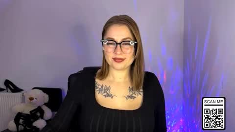 Nika online show from 10/27/25, 07:29