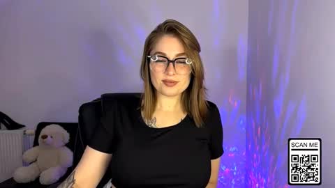 Nika online show from 11/13/25, 06:51