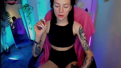 Ruth Martin online show from 12/30/24, 12:11