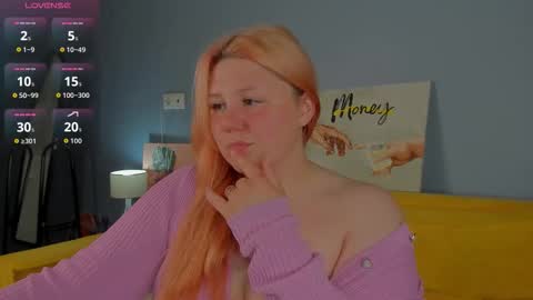 Snapshot of rutholiver chatting on 09/19/25, 12:50 Ruth GMT2 Mon 10 AM - 4 PM Tue 10 AM - 4 PM Thu 3-9 AM Fri 10 AM - 4 PM Sun 10 AM - 4 PM. online show from 09/19/25, 12:50