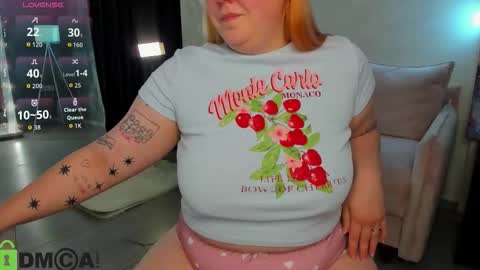 Snapshot of rutholiver chatting on 10/21/25, 01:39 Ruth GMT2 Mon 10 AM - 4 PM Tue 10 AM - 4 PM Thu 3-9 AM Fri 10 AM - 4 PM Sun 10 AM - 4 PM. online show from 10/21/25, 01:39